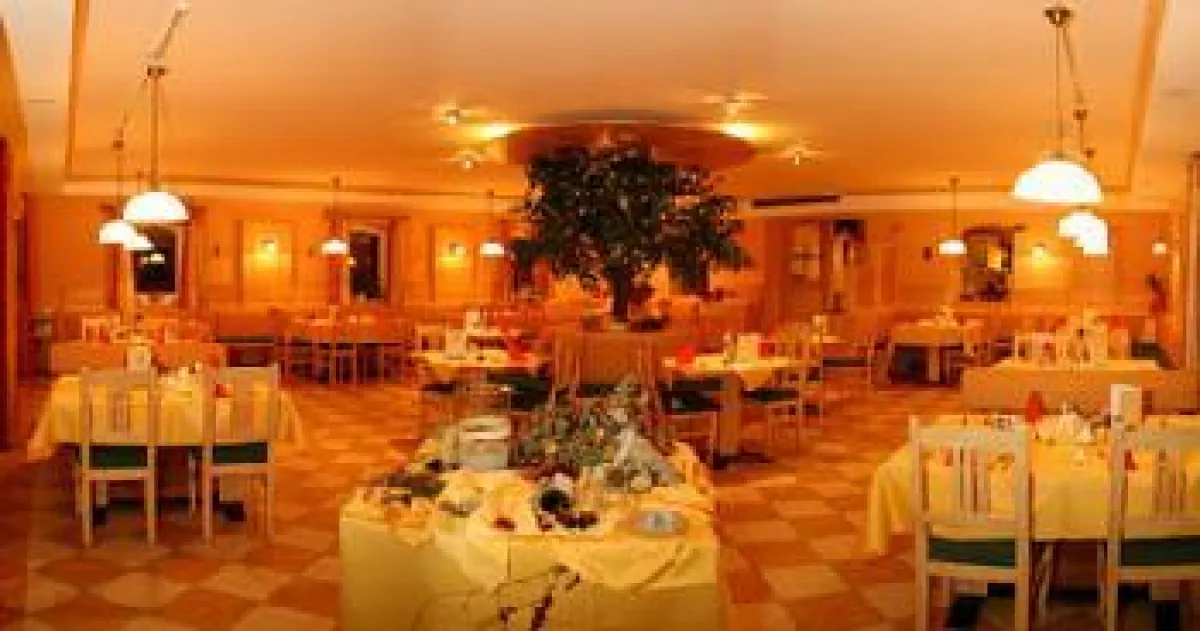 Speisesaal im Land- und Wellnesshotel im Bayerischen Wald