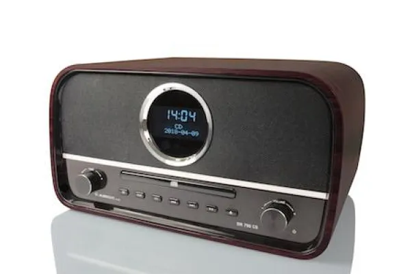 Bild: Albrecht DR 790 CD: Exzellenter Hifi-Sound im Retro-Design