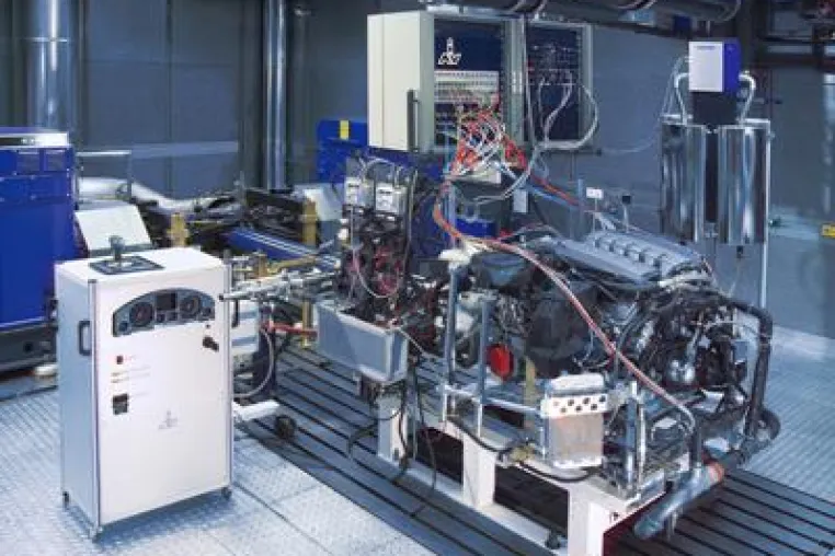 SABIC IP geht mit IAV GmbH ein, um Lösungen für Elektro- und Hybrid-Fahrzeuge mit Thermoplasten zu entwickeln Bild: SABIC IP geht mit IAV GmbH ein, um Lösungen für Elektro- und Hybrid-Fahrzeuge mit Thermoplasten zu entwickeln
