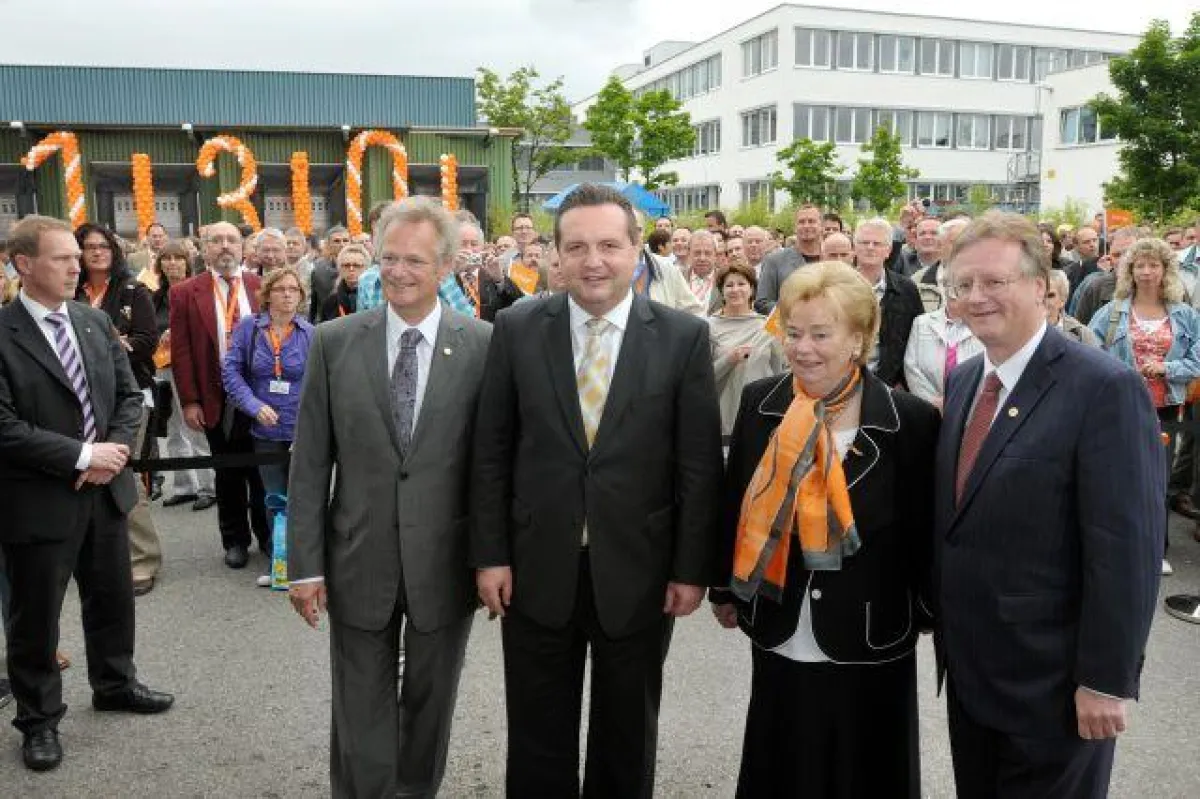 Unternehmerfamilie Lapp mit Ministerpräsident Stefan MAppus
