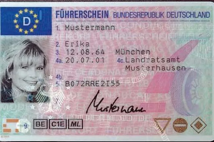 Bild: EU-Führerschein umschreiben um eine Nutzungsuntersagung der Fahrerlaubnis zu verhindern