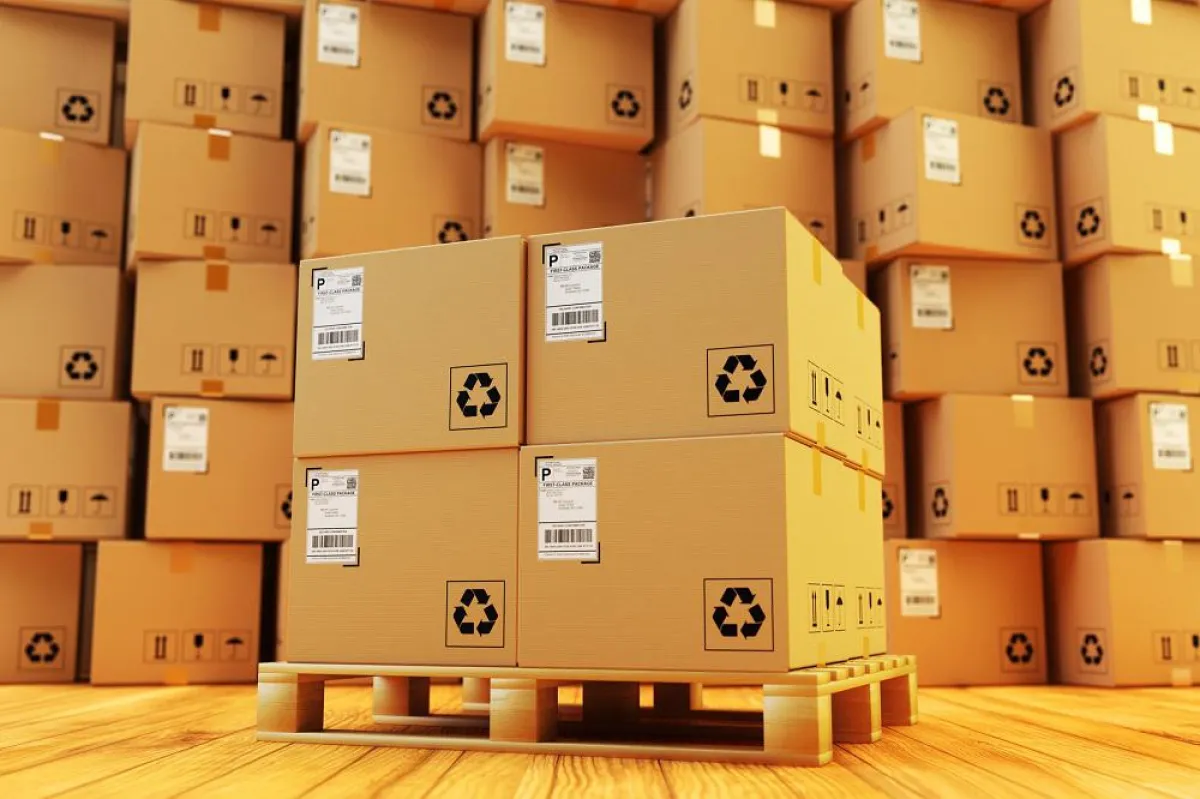 Distribution Warehouse © Cybrain - Fotolia