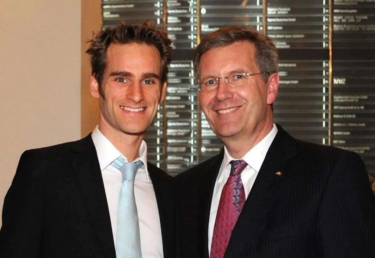 Bundespräsident Wulff mit Julius Frack am Rande des Festaktes der DMSG