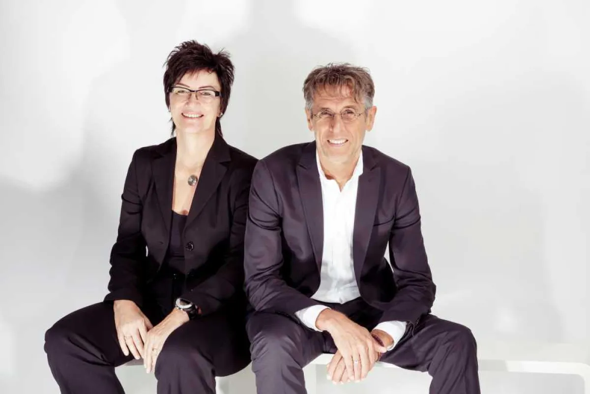 Monika Sonnweber und Mario Gonner begleiten als Berater seit Jahren Pflege- und Senioreneinrichtunge