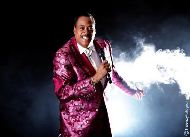 Bild: Weihnachtskonzert mit Keith Tynes & Band