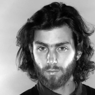 Bild: DESEO die Münchener Agentur für Gestaltung baut seine Zusammenarbeit mit dem „Lichtdesigner“ Philipp Stegmüller aus