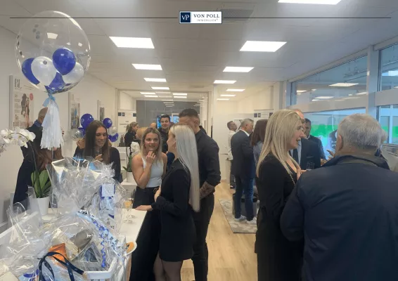 Bild: VON POLL IMMOBILIEN mit Shop-Neueröffnung in Kaiserslautern