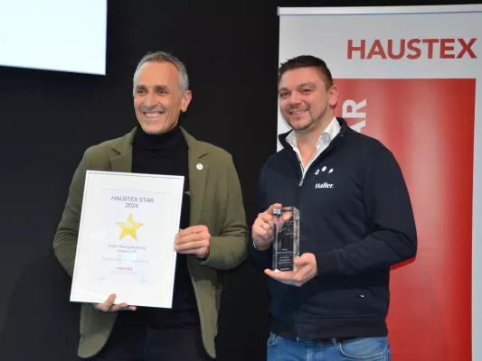 Bild: Haller Raumgestaltung erhält Haustex Star 2024 in der Kategorie „Vorbildliche Mitarbeiterqualifizierung“