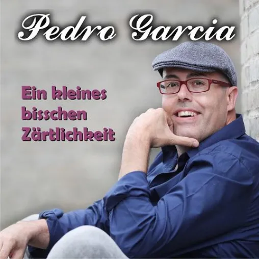 Bild: Pedro Garcia singt „Ein kleines bisschen Zärtlichkeit“