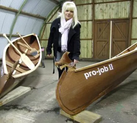 Bild: Durch Kanubau auf Jobkurs gebracht