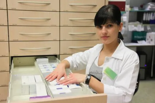 Umfrage - Angehende PTA bewerten Qualität ihrer Ausbildung überwiegend positiv Bild: Umfrage - Angehende PTA bewerten Qualität ihrer Ausbildung überwiegend positiv