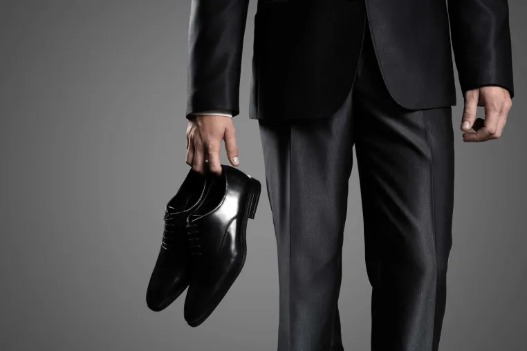 Bild: Hochwertige Schuhe in Größe 50 für Herren beim Unternehmen schuhplus bestellen