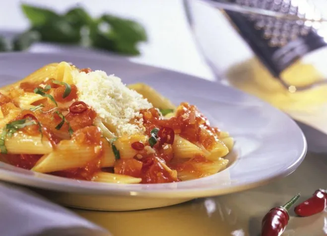 Bild: Der Expertentipp im März - Lindert Milch nach scharfem Essen das Brennen?