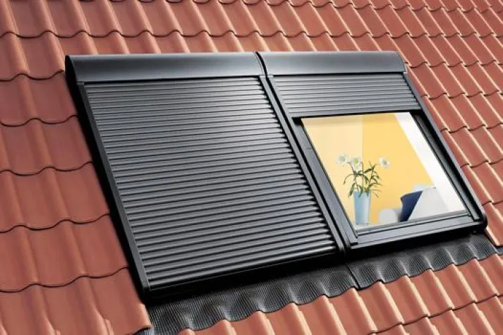 Bild: Fenstertausch im Dachgeschoss