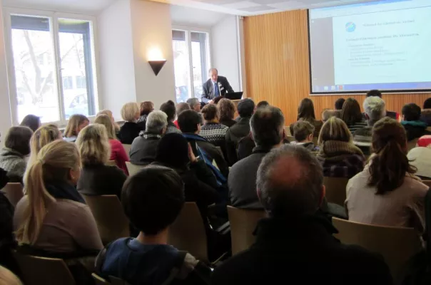 Bild: Schüler in Bayern: Jetzt noch das Auslandsjahr 2013/14 sichern – SchülerAustausch Messe in München