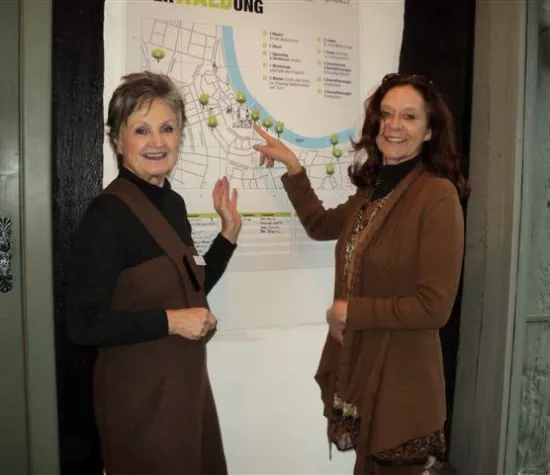 Bild: Baumpatenschaft: Emma Klinik unterstützt Kunstforum Seligenstadt