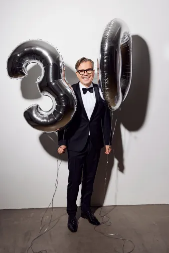30 Jahre AGENCYCALL – Marken, Menschen & Emotionen Bild: 30 Jahre AGENCYCALL – Marken, Menschen & Emotionen