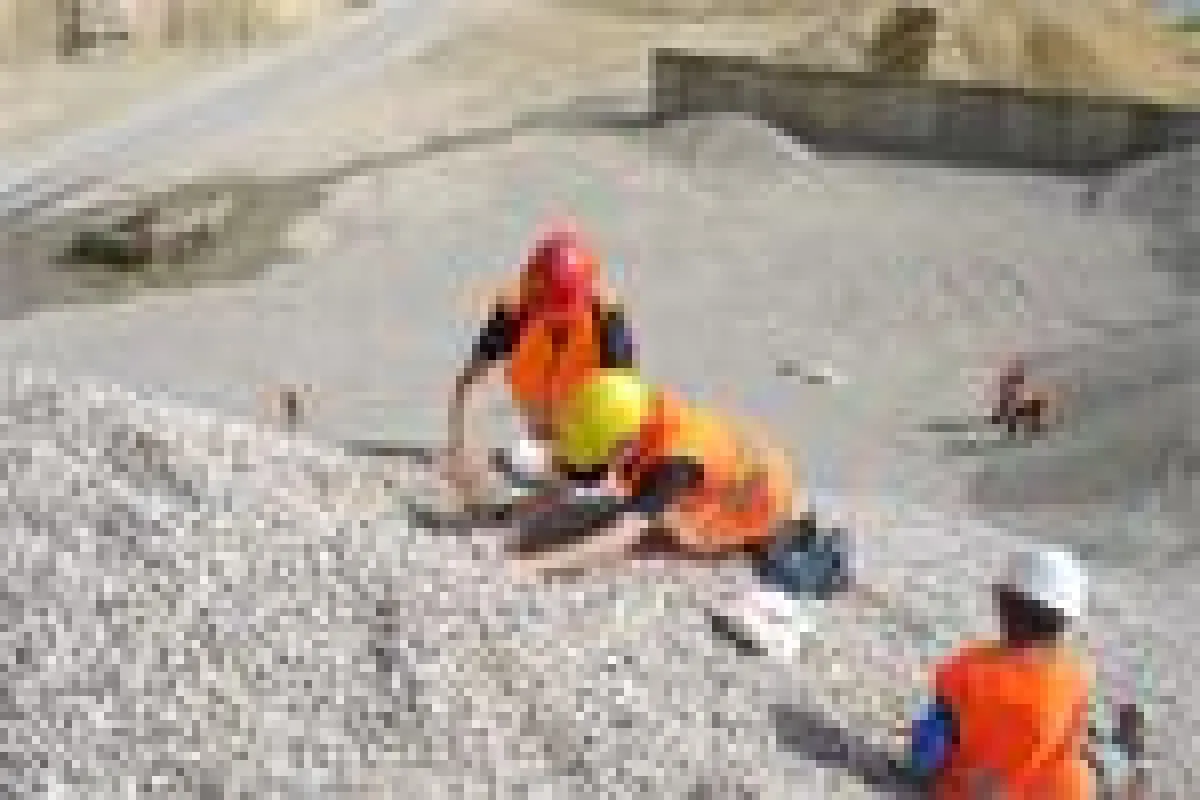 Auf der Suche nach Mineralien