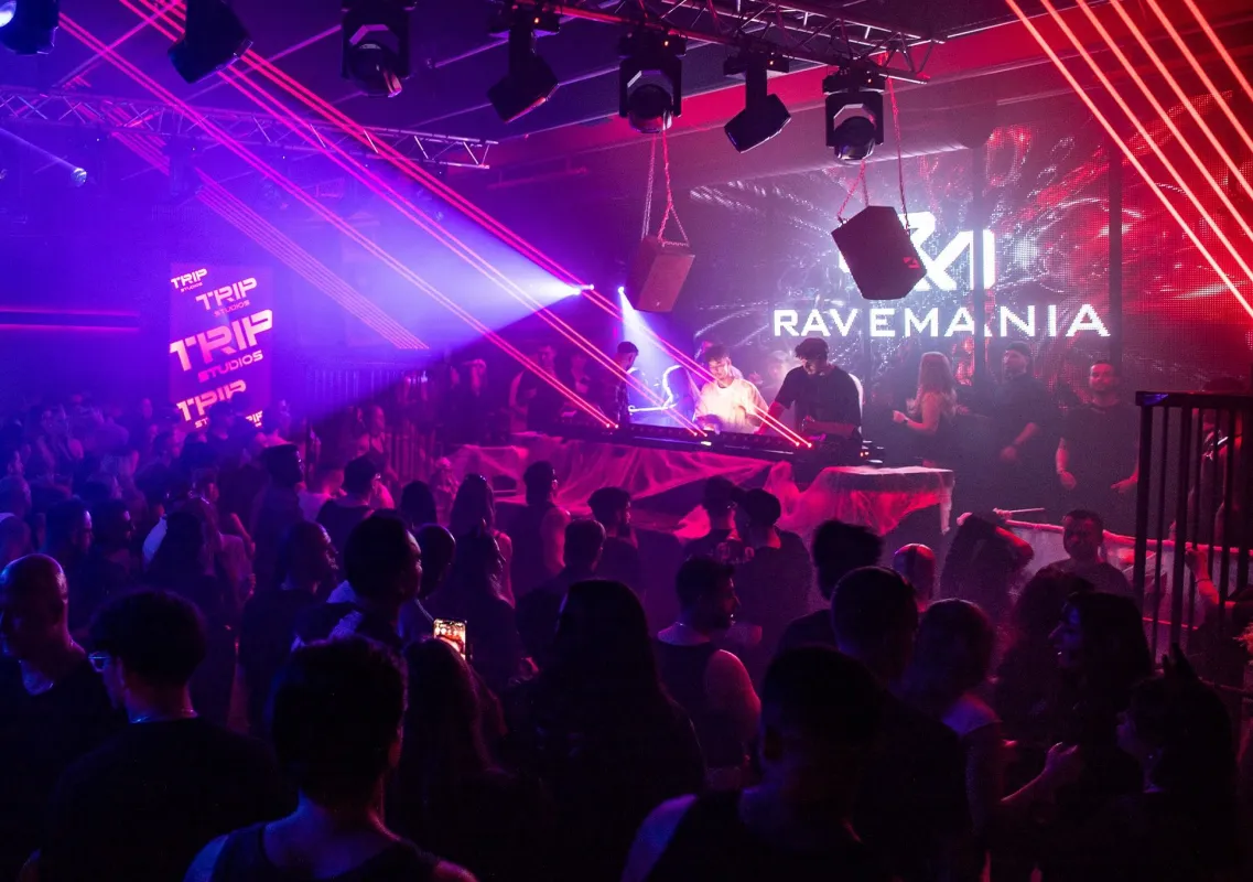 RAVEMANIA Open Air Day & Night Rave 2/2 (© RAVEMANIA Events / Pressekit)