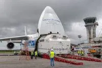 Bild: Satellit EUTELSAT 7C kommt in Kourou an und startet am 20. Juni