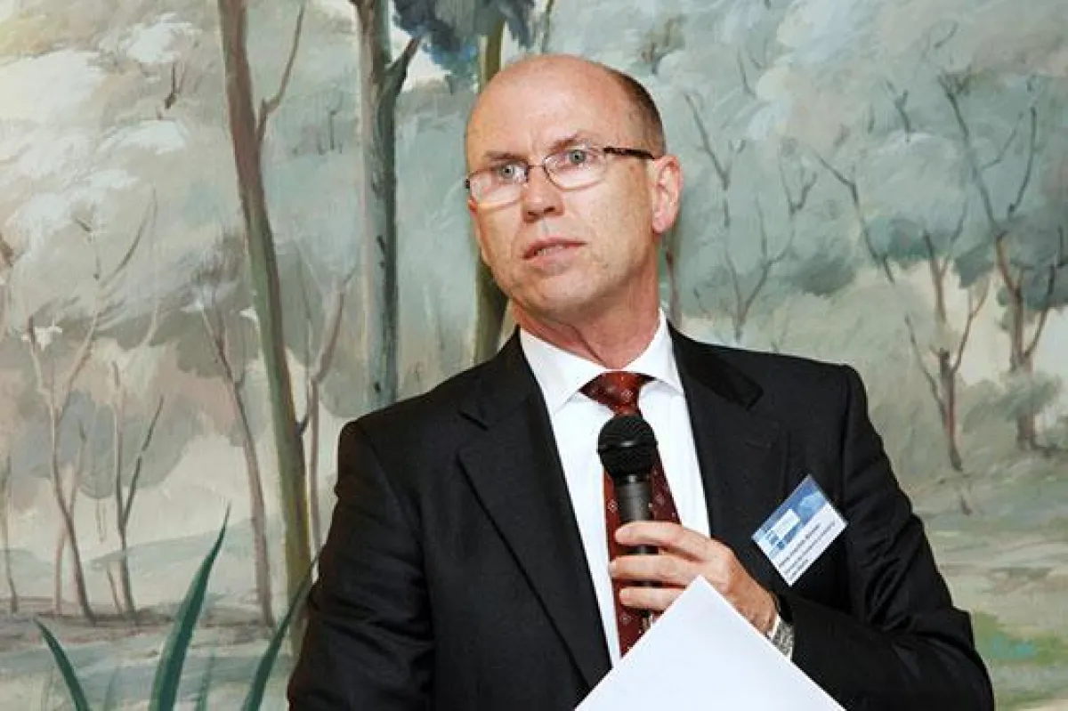Hans-Joachim Böhmer ist Geschäftsführer der Deutsch-Portugiesischen Industrie- und Handelskammer.