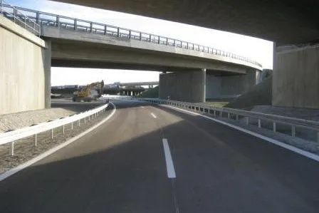 Bild: Kreuzungsfrei nach München - STREICHER schließt Umbau des Autobahnkreuzes Neufahrn ab