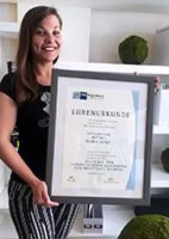 Bild: Ehrenurkunde für die artViper Marketingagentur