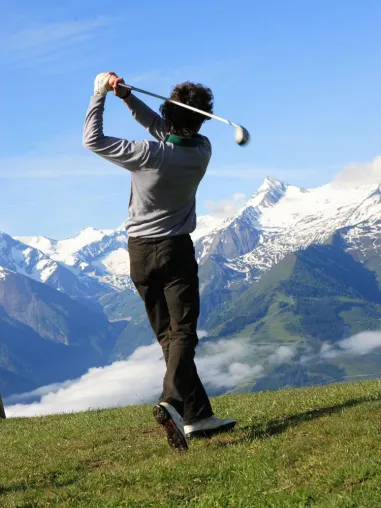 Zell am See-Kaprun lädt zum Crossgolf auf die Schmittenhöhe - Start am 14. September Bild: Zell am See-Kaprun lädt zum Crossgolf auf die Schmittenhöhe - Start am 14. September