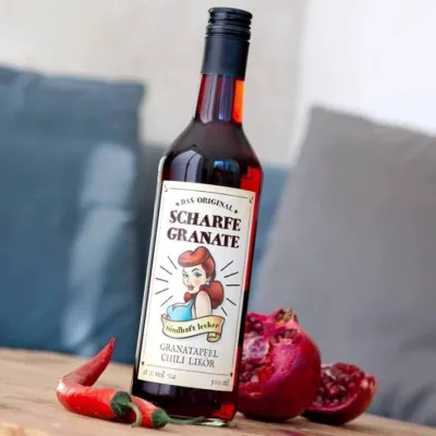 Bild: Scharfe Granate erfindet Drinks neu! Der Granatapfel Chili Likör ist die Geheimzutat in Cocktails & Longdrinks