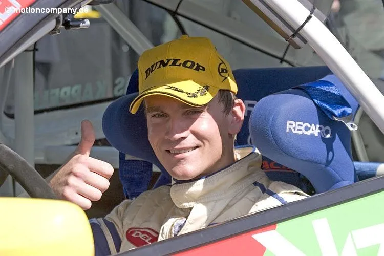 Bild: Durchwachsener Erfolg des Vizethum Racing Teams: Thomas Kappeler am Nürburgring auf dem Podium, Patrick Winter auf Platz 10 - Spitzenfahrer Harald Proczyk ausgeschieden