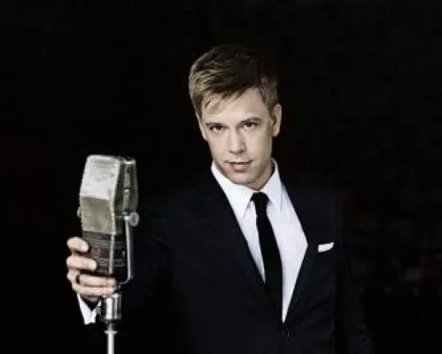 Bild: Ein swingender Start in die Weihnachtszeit mit Tom Gaebel in Rheine