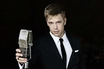 Bild: Ein swingender Start in die Weihnachtszeit mit Tom Gaebel in Rheine