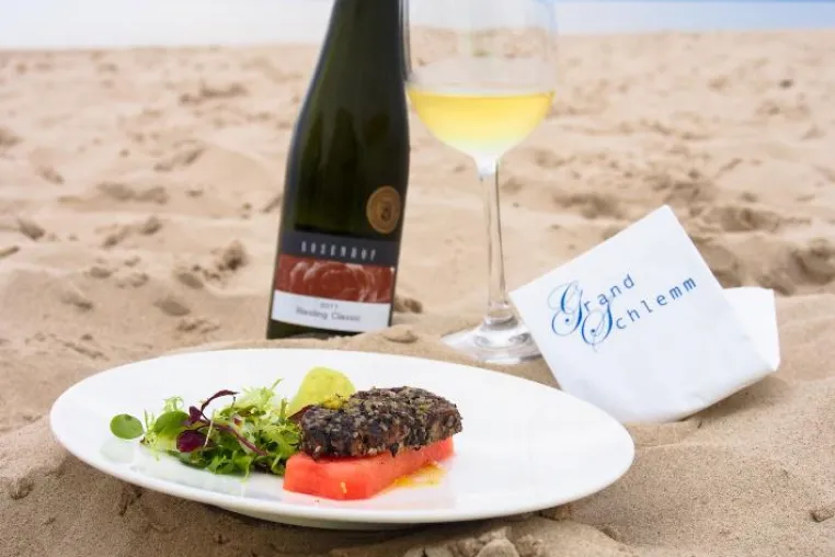 Grand Schlemm auf Usedom- Die SEETELHOTELS Usedom sind am 27. Mai gleich mit drei ihrer Spitzenköche vertreten Bild: Grand Schlemm auf Usedom- Die SEETELHOTELS Usedom sind am 27. Mai gleich mit drei ihrer Spitzenköche vertreten