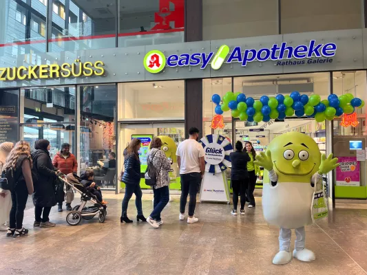Bild: easyApotheke feiert erfolgreiche Neueröffnung in Essen