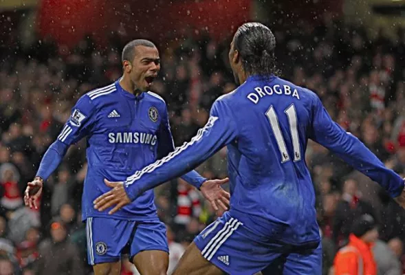 FC Chelsea: „Blue is the Colour“ im Stamford Bridge Stadion Bild: FC Chelsea: „Blue is the Colour“ im Stamford Bridge Stadion