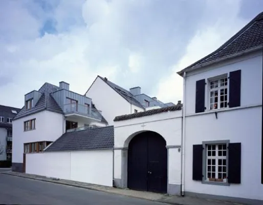 Bild: Georg Döring Architekten – Neubau exklusiver Wohnungen mit integriertem Baudenkmal in Düsseldorf