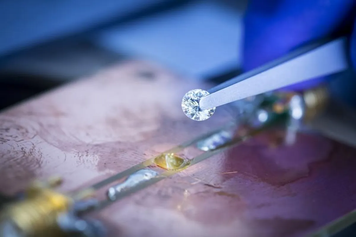 Der < Quantum Futur|Award > wird in den beiden Kategorien