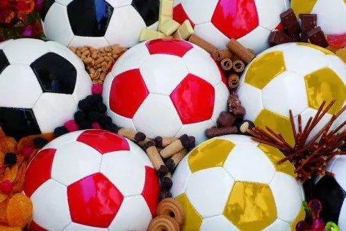 Bild: Fußball-WM 2010: Experten geben Tipps zum Spannungsausgleich und ungetrübten Knabberspaß