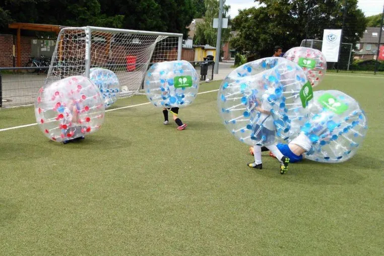 Bild: Kleine Fußballspieler ganz groß: Ferien im Fußballcamp