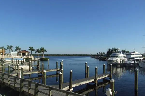 Immobilien in Cape Coral, dem Venedig Amerikas Bild: Immobilien in Cape Coral, dem Venedig Amerikas