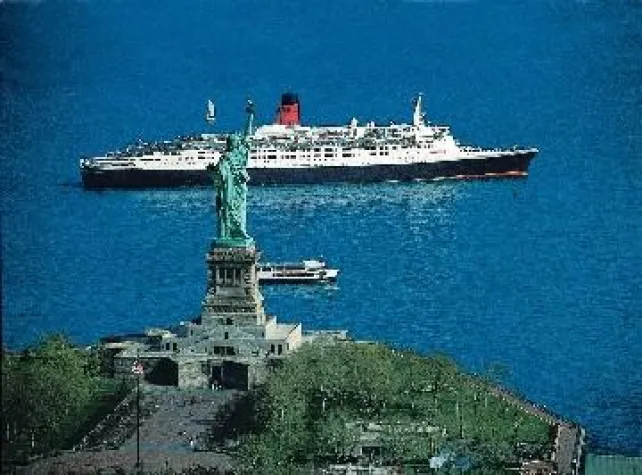 Bild: Queen Elizabeth 2 zum letzten Mal in New York