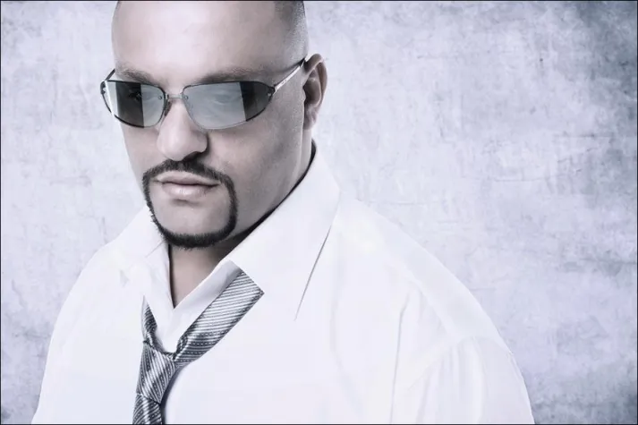 Bild: Soul-Sänger AYMAN: Stargast auf Hennigsdorfer Stadtfest im August