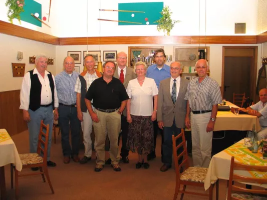 Bild: Männerchor Liederkranz mit neuem Vorstand