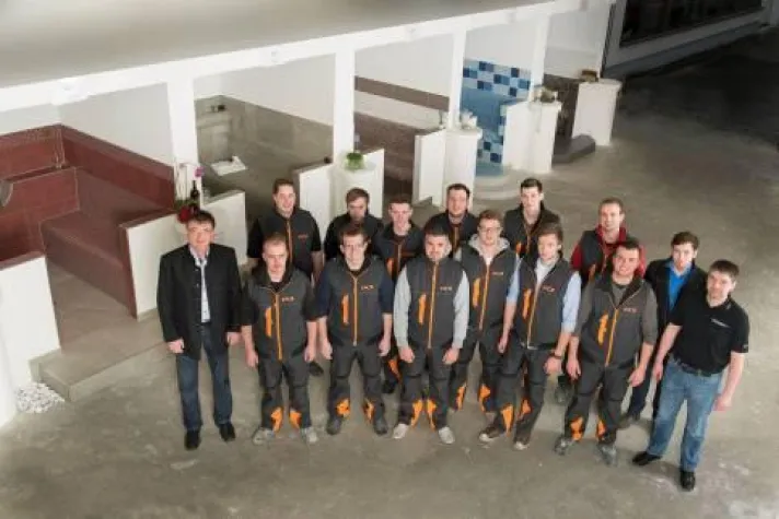 Bild: PCI unterstützt Fliesenlegermeister von morgen