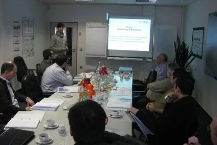 Bild: E-TEC Power Management absolviert USV Training für den technischen Vertrieb
