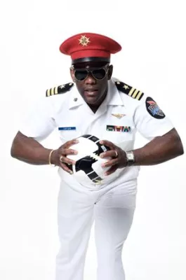 Bild: Captain Jack sucht Leicht-Matrosin