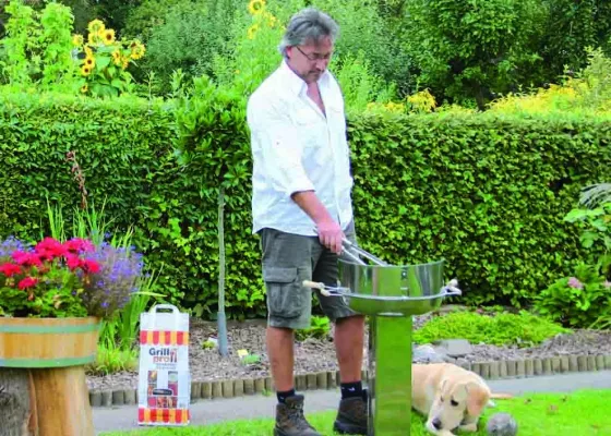 Bild: Qualitätsunterschiede bei Grillbriketts: Am besten mit DIN-Norm und TÜV-Siegel