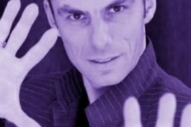 Bild: Magic Candle Light Dinner mit Ralf Gagel Magier - Staunen - Magische Momente voll Wunder und Esprit