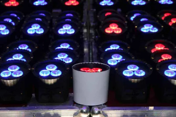 Bild: GrandMA 3 und neue LED-Scheinwerfer im Bestand von Aventem