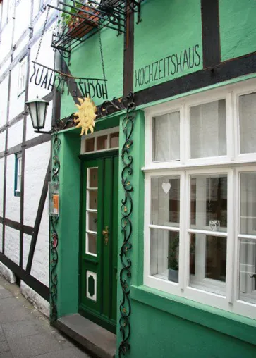 Hochzeitshaus lädt Bühnenzauberin Sissi Perlinger „auf eine Auszeit“ ein Bild: Hochzeitshaus lädt Bühnenzauberin Sissi Perlinger „auf eine Auszeit“ ein